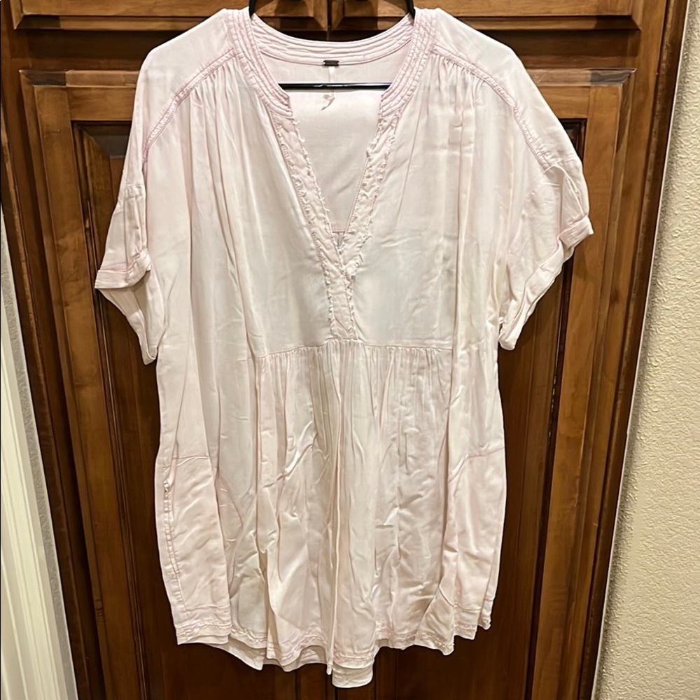 Women's Pink Top